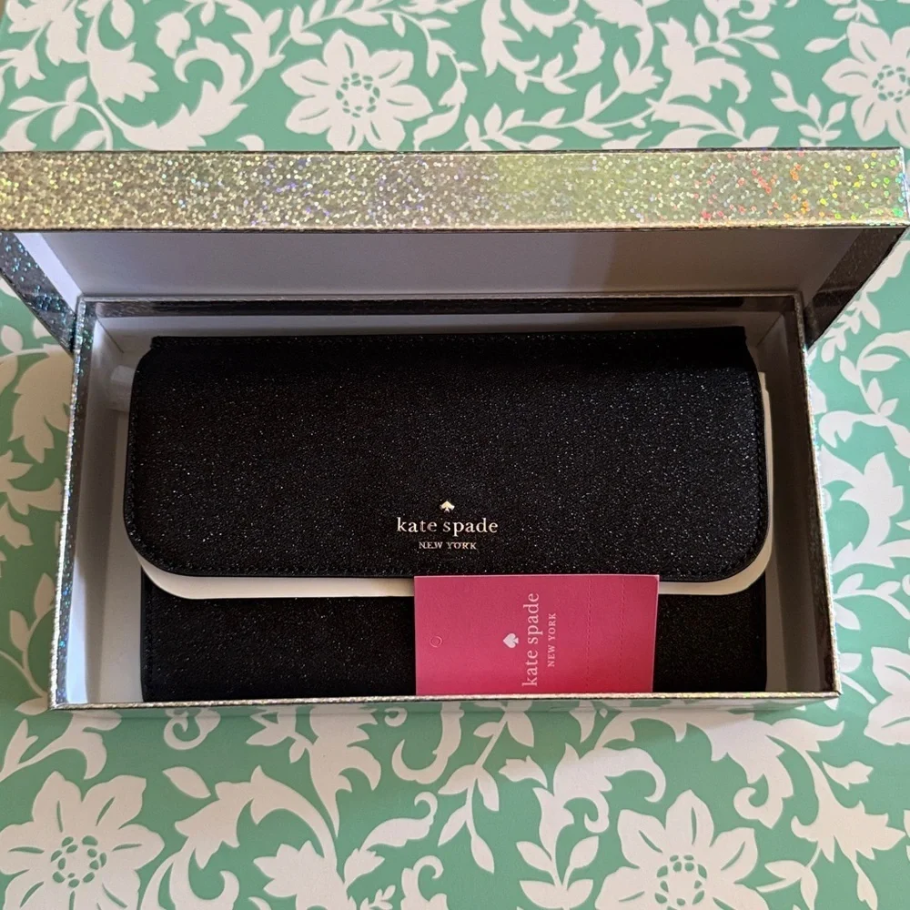 Kate Spade Medium Flap Phone Wristlet Glimmer Boxed. New !